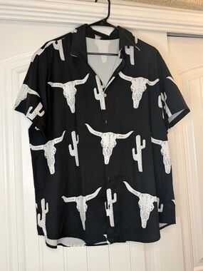 Men's Black Short-Sleeve Button Shirt with White Western Skull Print